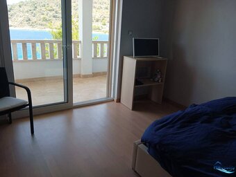 ☀ Rogoznica HR) – Rodinné sídlo priamo na pláži ☀ - 12