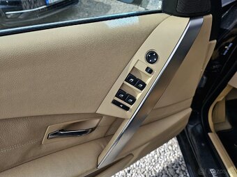 BMW rad 5 530 i A/T - 12