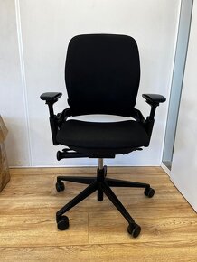 Kancelárska stolička Steelcase Leap V2 - 12