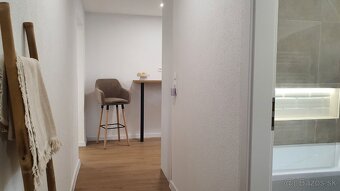 Predaj nadčasový, veľkometrážný 2 izb.byt/ Staré sídl. PD - 12