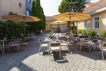 Na prenájom kaviareň v centre mesta Malacky - 12