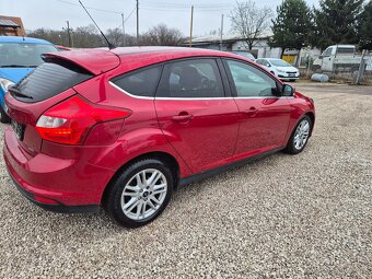 Ford focus - 12