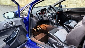 Ford Fiesta ST - 12