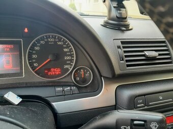 AUDI A4 AVANT QUATRO 2008 2,0TDI - 12