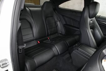 Mercedes-Benz C 63 AMG 336kW Eisenmann Diamond 73tkmg Pano - 12