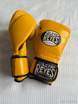 Cleto Reyes profi boxerske rukavice 12oz - 12