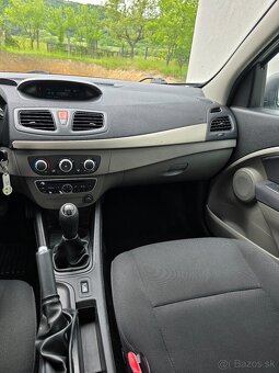 Renault Megane3 2011,1.6benzin 16V 74kw,po1. Majiteľovi - 12