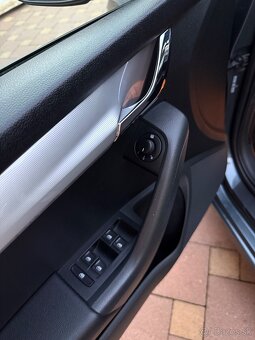 Škoda Octavia 3 Combi 2.0 TDI 110 kW DSG - 12