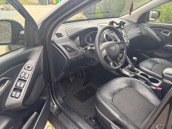 Hyundai IX 35   1.6.GDI   147000KM   KÚPENÉ V SR - 12