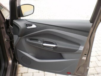 Ford C-MAX 2,0CDTI 85kW A6 r.2013 - 12