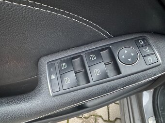 Mercedes Benz B 200d - 12