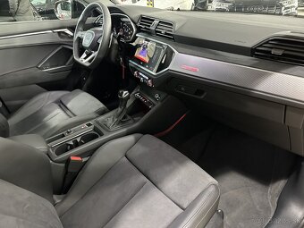 Audi RSQ3 - 12