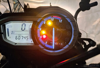 Triumph Tiger 800XC - 70kW, rok výroby 10/2012 - 12