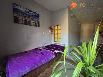 Rodinný dom v Sasinkove, okr. Hlohovec so samostatným vstupo - 12