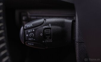 Peugeot 308 1.2 PureTech - 12