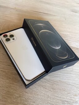 Iphone 12 PRO MAX - 12