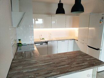 Predám 2-izbový byt v Bratislave, projekt Slnečnice - Mesto - 12