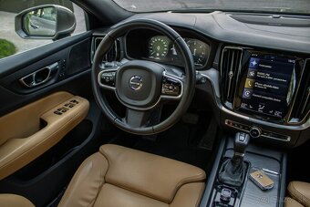 Volvo V60 D3 Inscription A/T - 12