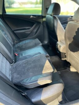 Volkswagen Passat Variant 2.0 tdi CR Highline 4motion - SK - 12