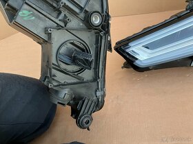 predni svetla xenon audi a4 b9 levy pravy FULLLED - 12