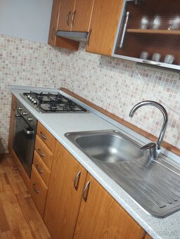 prenajmem jednoizbový byt v Piešťanoch - 12