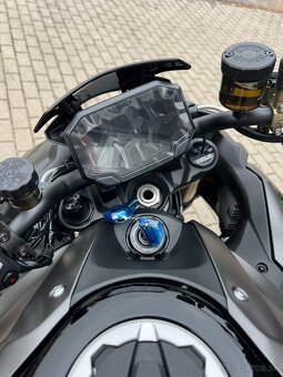 Kawasaki ZH2 SE - 200 koní,  Brembo, el. podvozok - akcia - 12