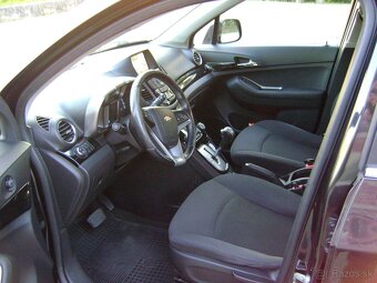 Chevrolet Orlando - 12