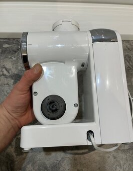 Bosch MUM 48CR1/05 kuchynský robot - 12