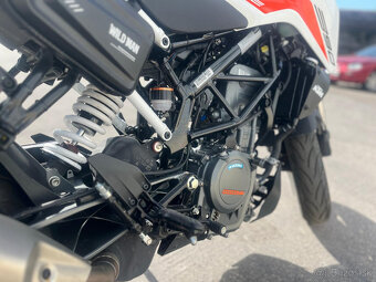 KTM DUKE 390 08/2022 2500KM - 12
