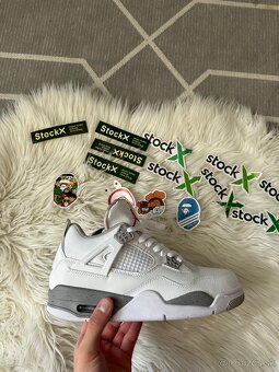 Jordan 4 - 12