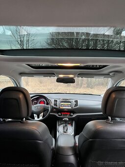 KIA Sportage - 12