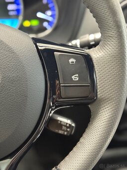 Toyota Yaris 1.5 HSD Hybrid Selection E-CVT - 12