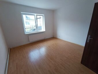 ZNÍŽENÁ CENA    Exkluzívne - Predaj RD  na Solivar - 12