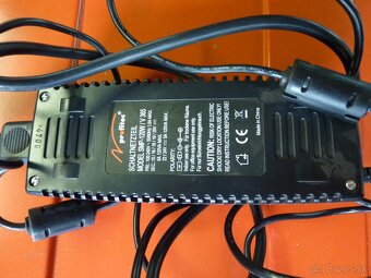 Predám nabíjačky-adaptery na notebooky(laptopy).Lacno. - 12