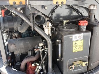 Pásový minibagr CASE CX 26C - 12