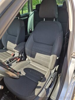 Škoda Octavia Combi 1,6tdi - 12