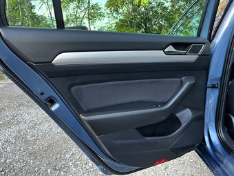 Volkswagen Passat Variant 2.0 TDI Business DSG 156tis.km - 12