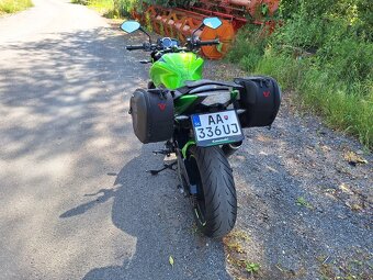 Kawasaki Z750 R - 12