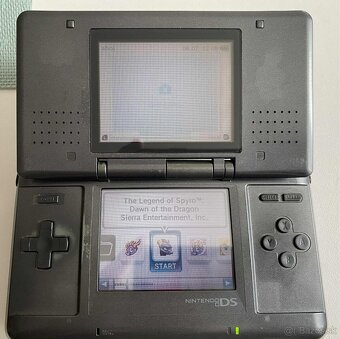 Nintendo DS + 64GB - 12