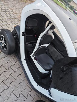 Renault Twizy – mestský elektromobil, ktorý púta pozornosť - 12