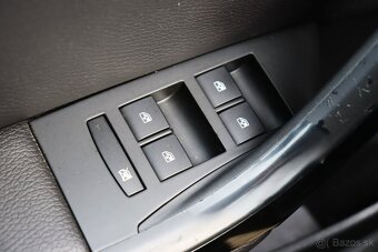 Opel Astra 1.4 Turbo Cosmo - 12