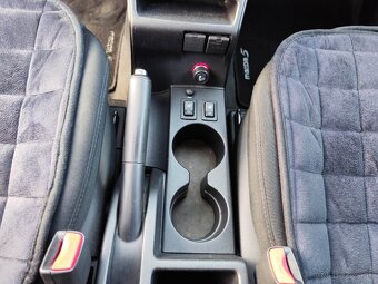 MAZDA 5 - 12