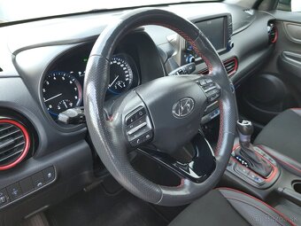 Hyundai KONA - 12