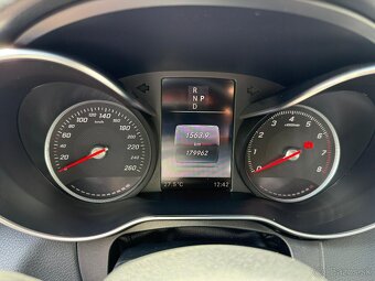 Mercedes-Benz C trieda Sedan 180 A/T - 12