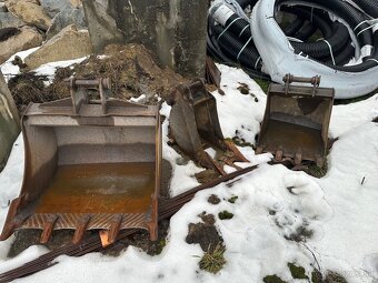 Cat 305 C CR 2010 - 12