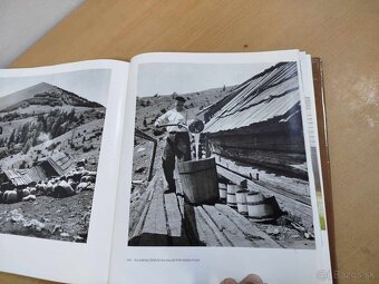 Drevené stavby na Slovensku--1983--Eugen Lazisťan, Ján Micha - 12