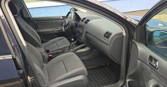 Volkswagen Golf V 1.9TDI - 12