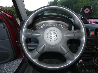 Nissan Almera - 12