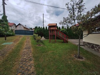 Predáme rodiný dom v Krásne nad Kysucou - 12