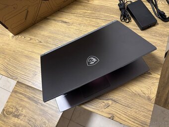 MSI Thin 15/Notebook/32GB RAM DDR4/1TB NVMe SSD/2x Grafika.. - 12